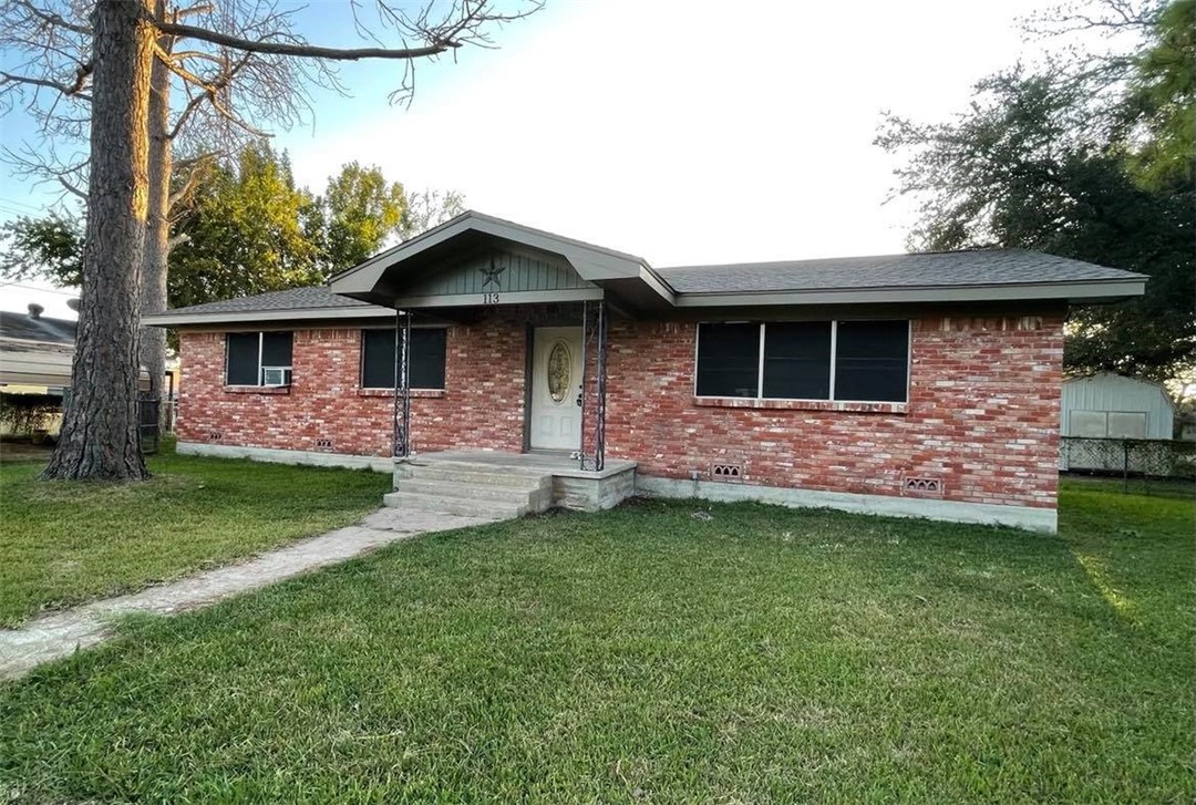 113 N 1st Street Rosebud TX 76570