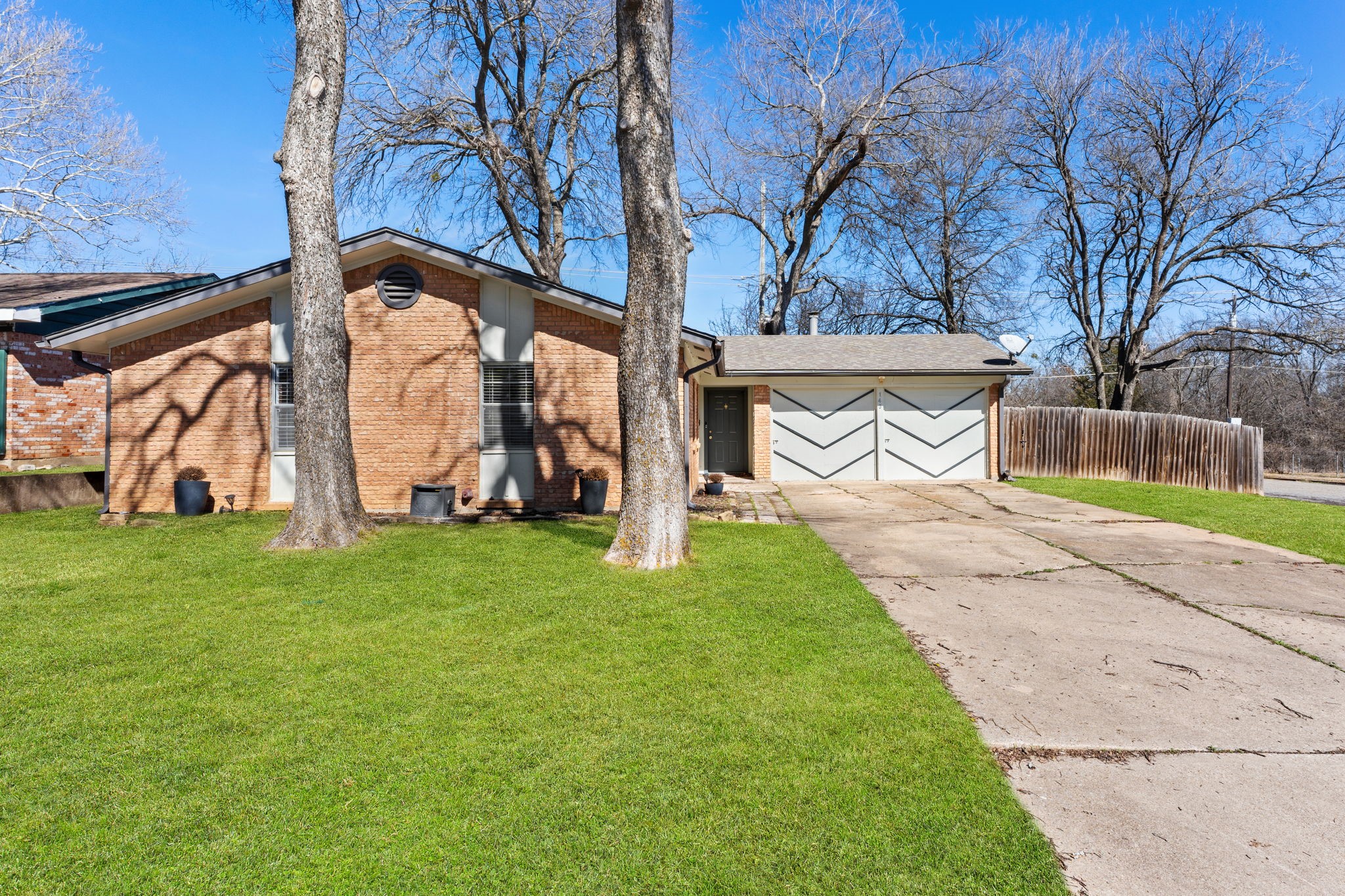 143 N Imperial Drive Denison TX 75020