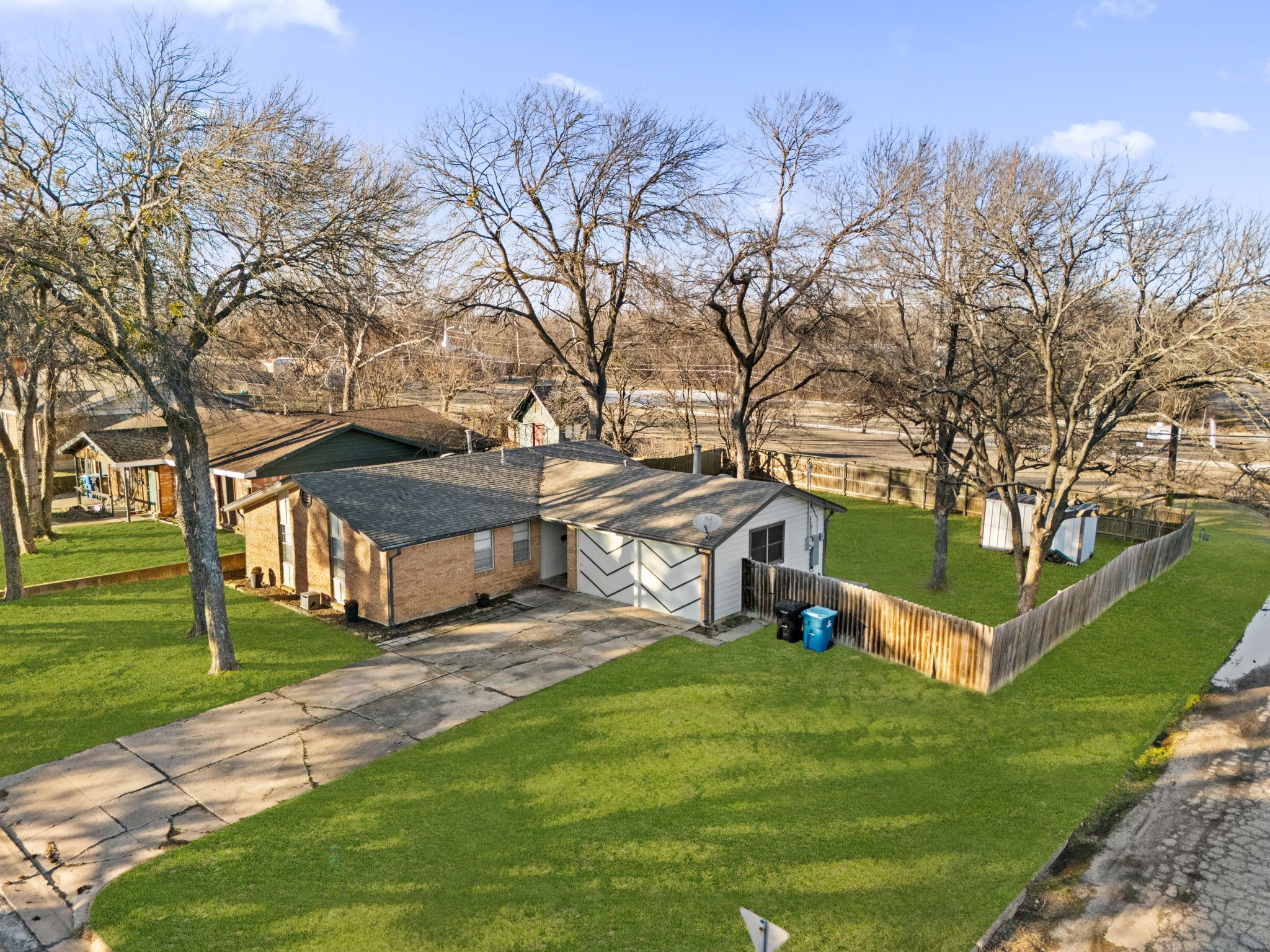 143 N Imperial Drive Denison TX 75020