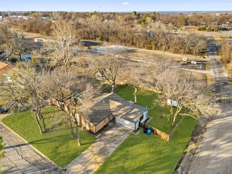 143 N Imperial Drive Denison TX 75020