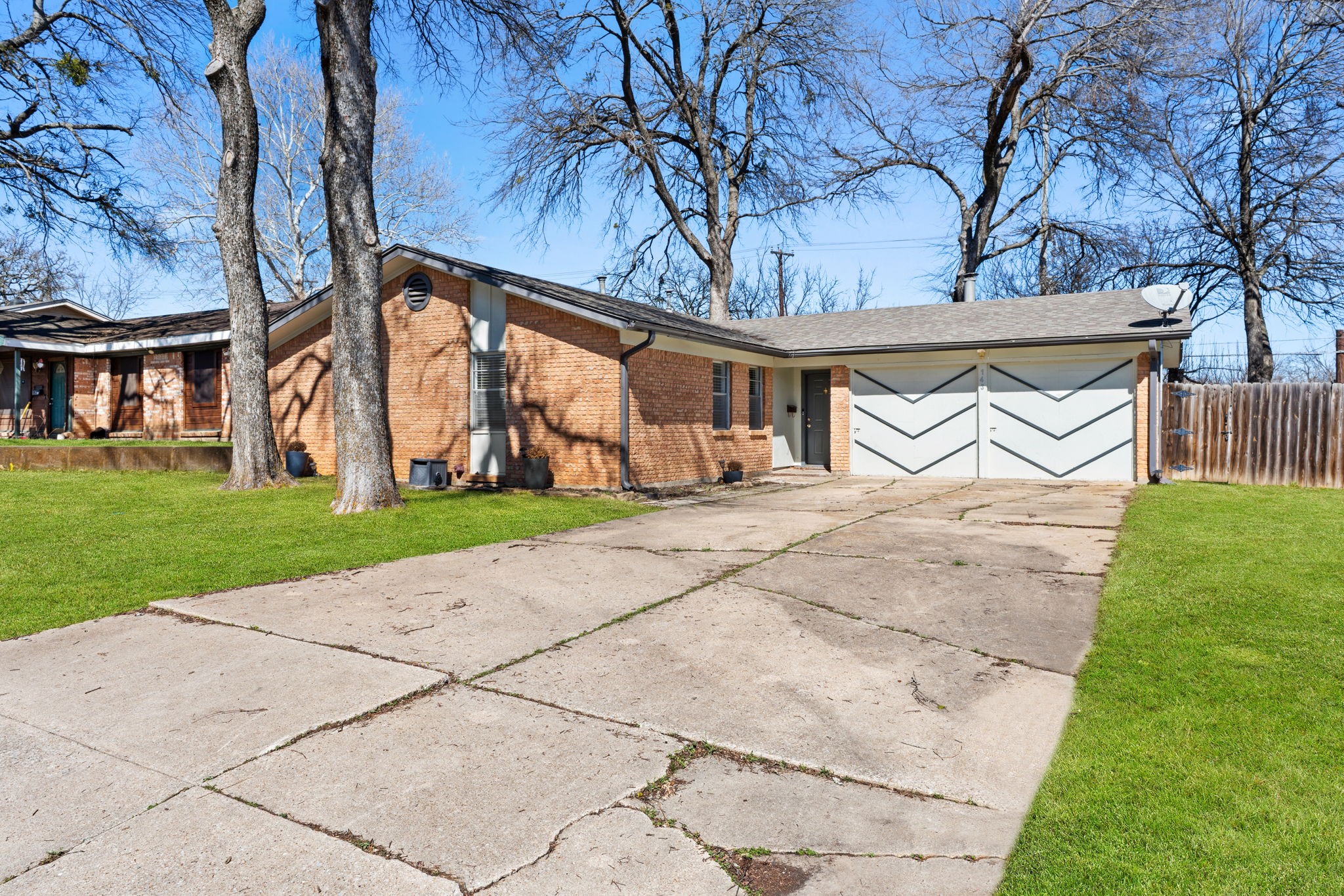 143 N Imperial Drive Denison TX 75020
