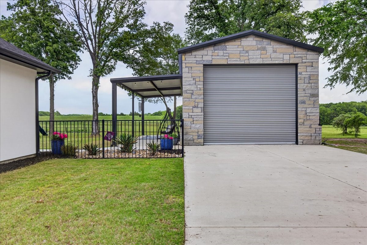 2044 Canyon Lake Road Wills Point TX 75169