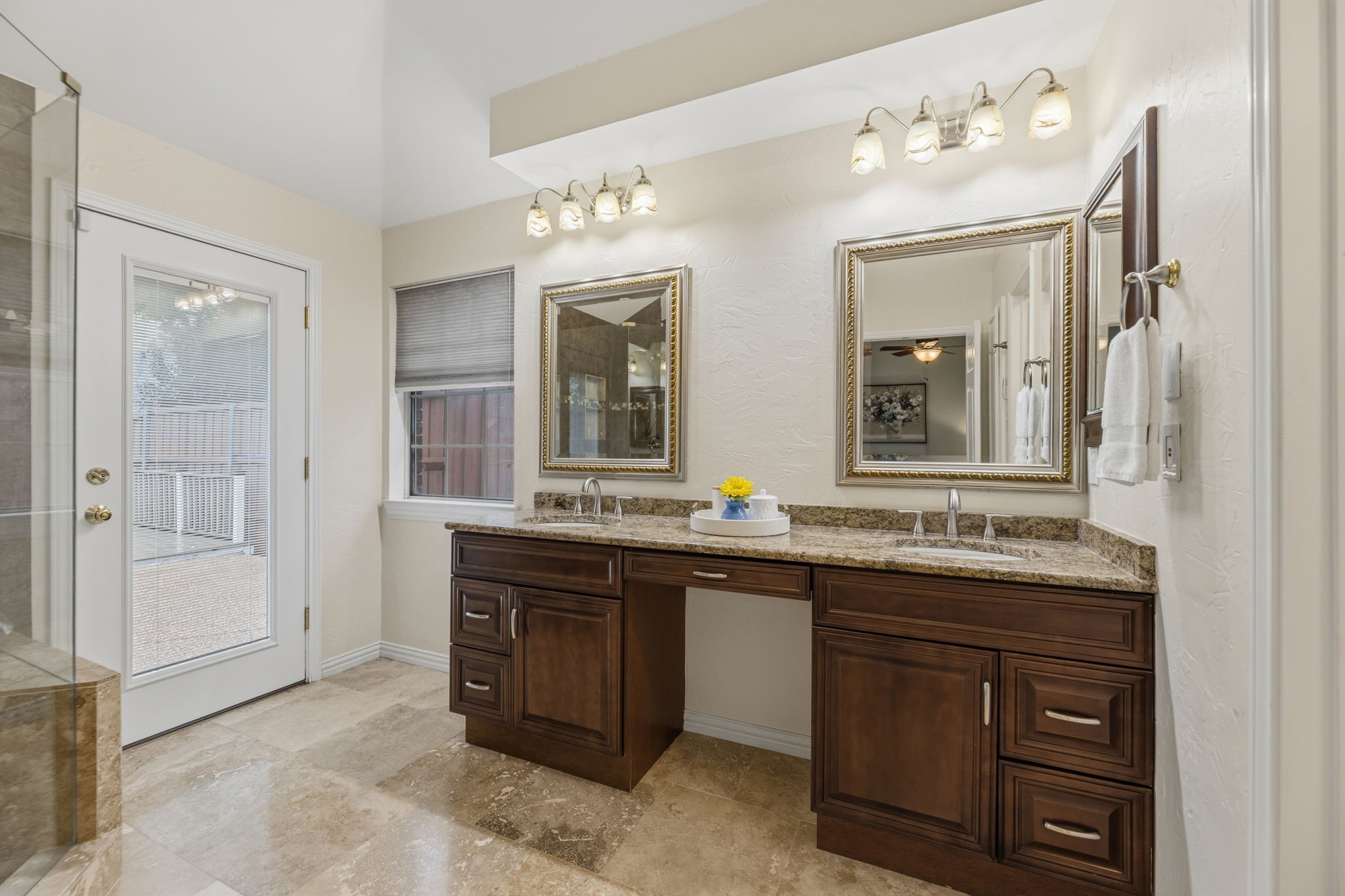 3260 Shady Glen Drive Grapevine TX 76051