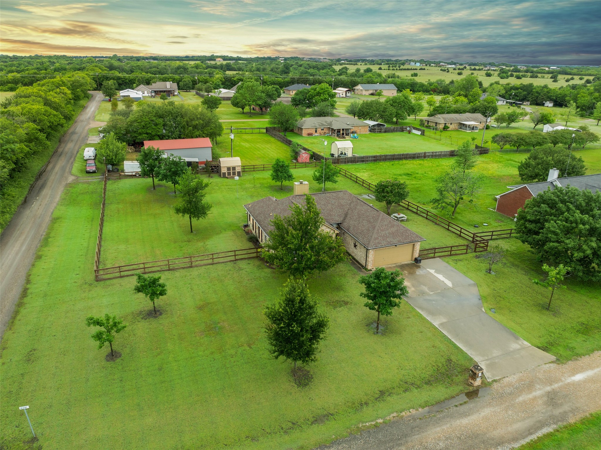 100 Mulberry Drive Trenton TX 75490