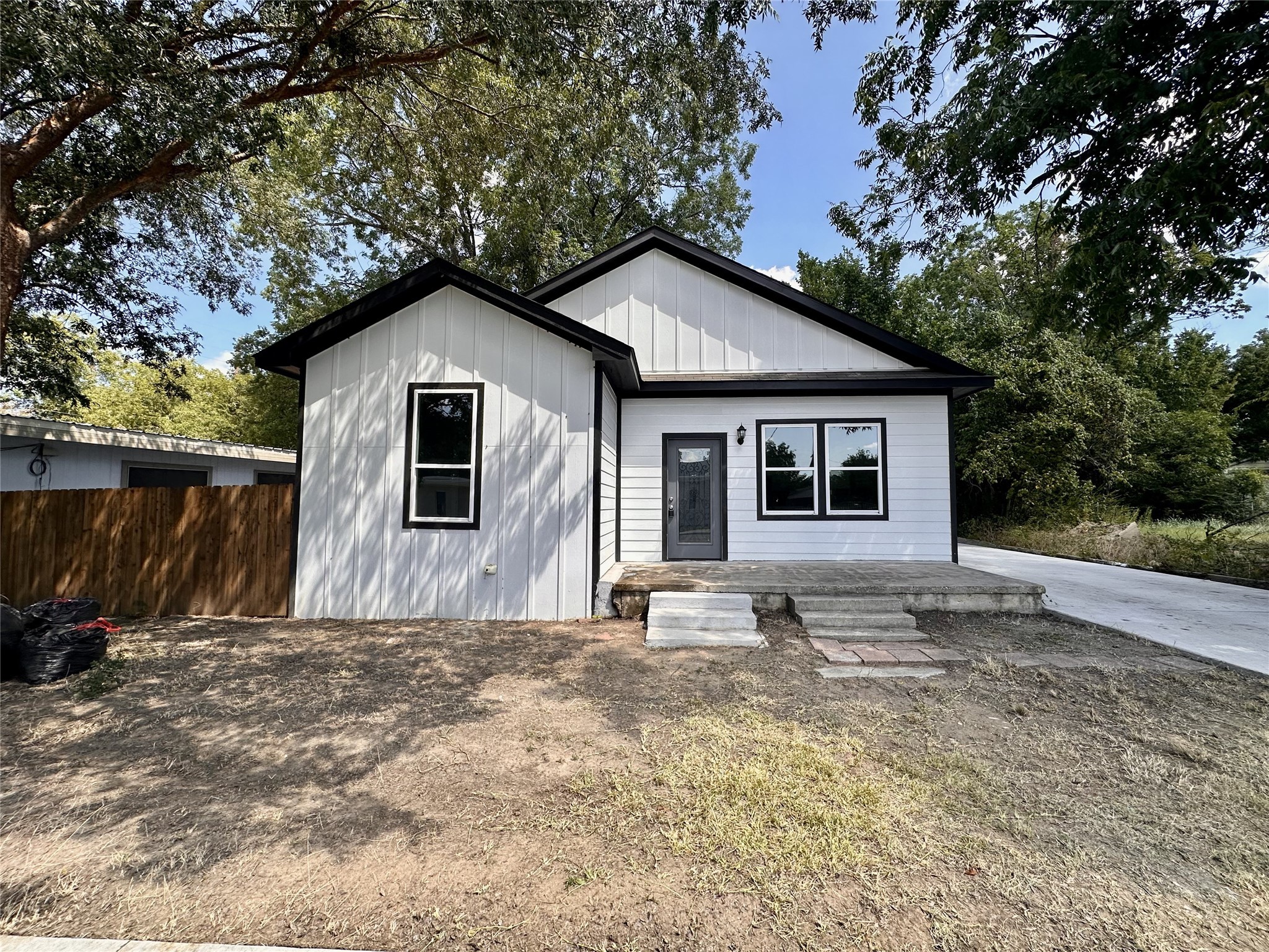 1007 E Broadway Street Gainesville TX 76240