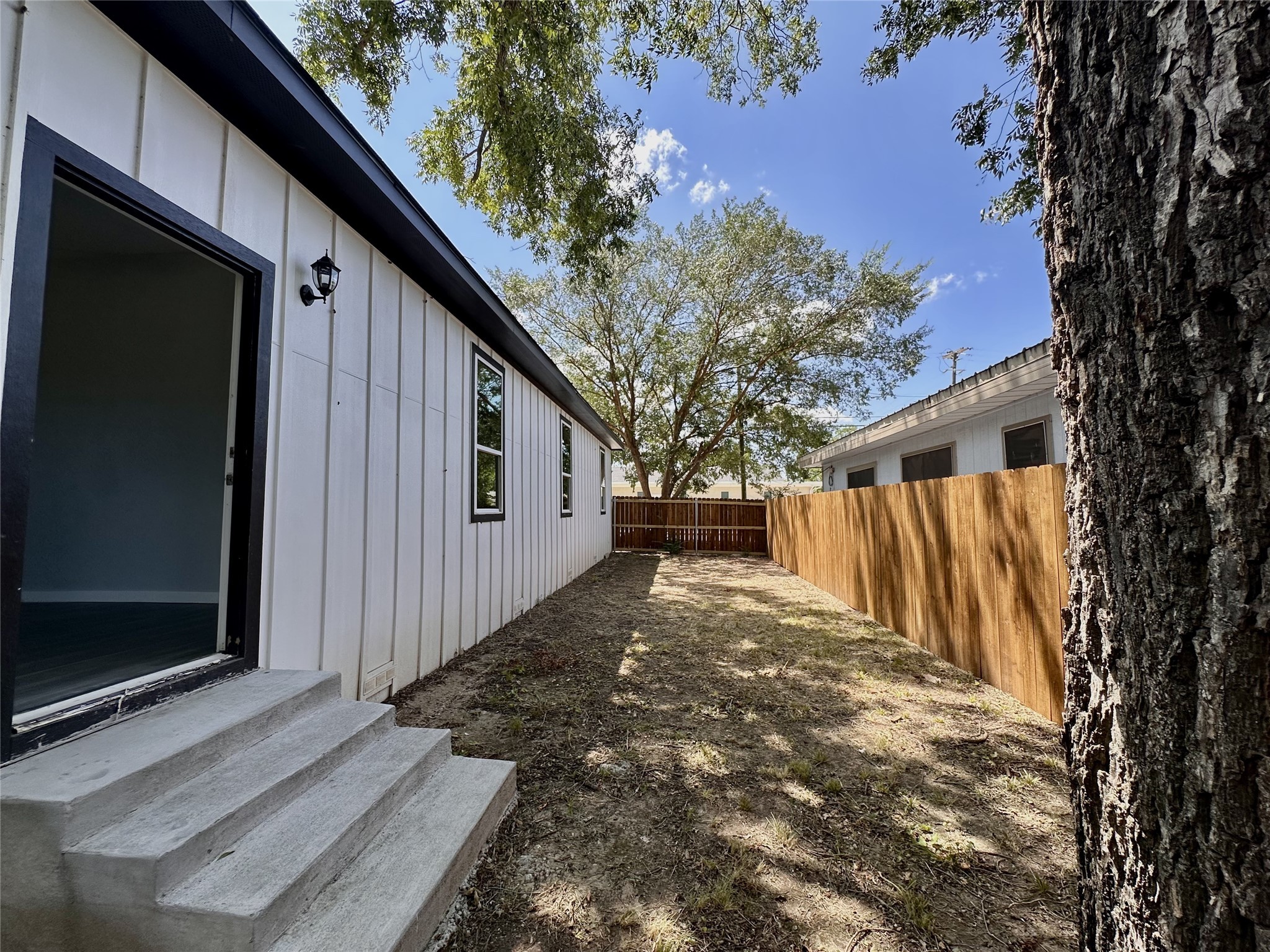 1007 E Broadway Street Gainesville TX 76240