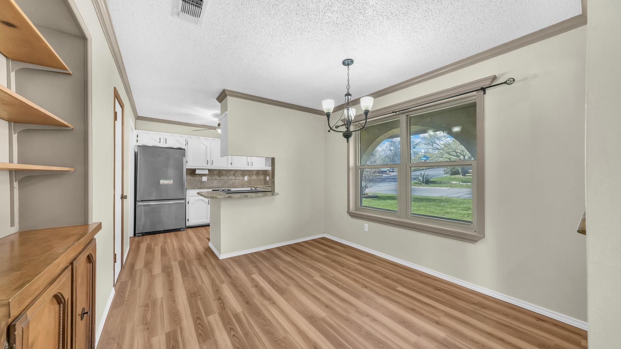 1111 Vivienne Street Weatherford TX 76086
