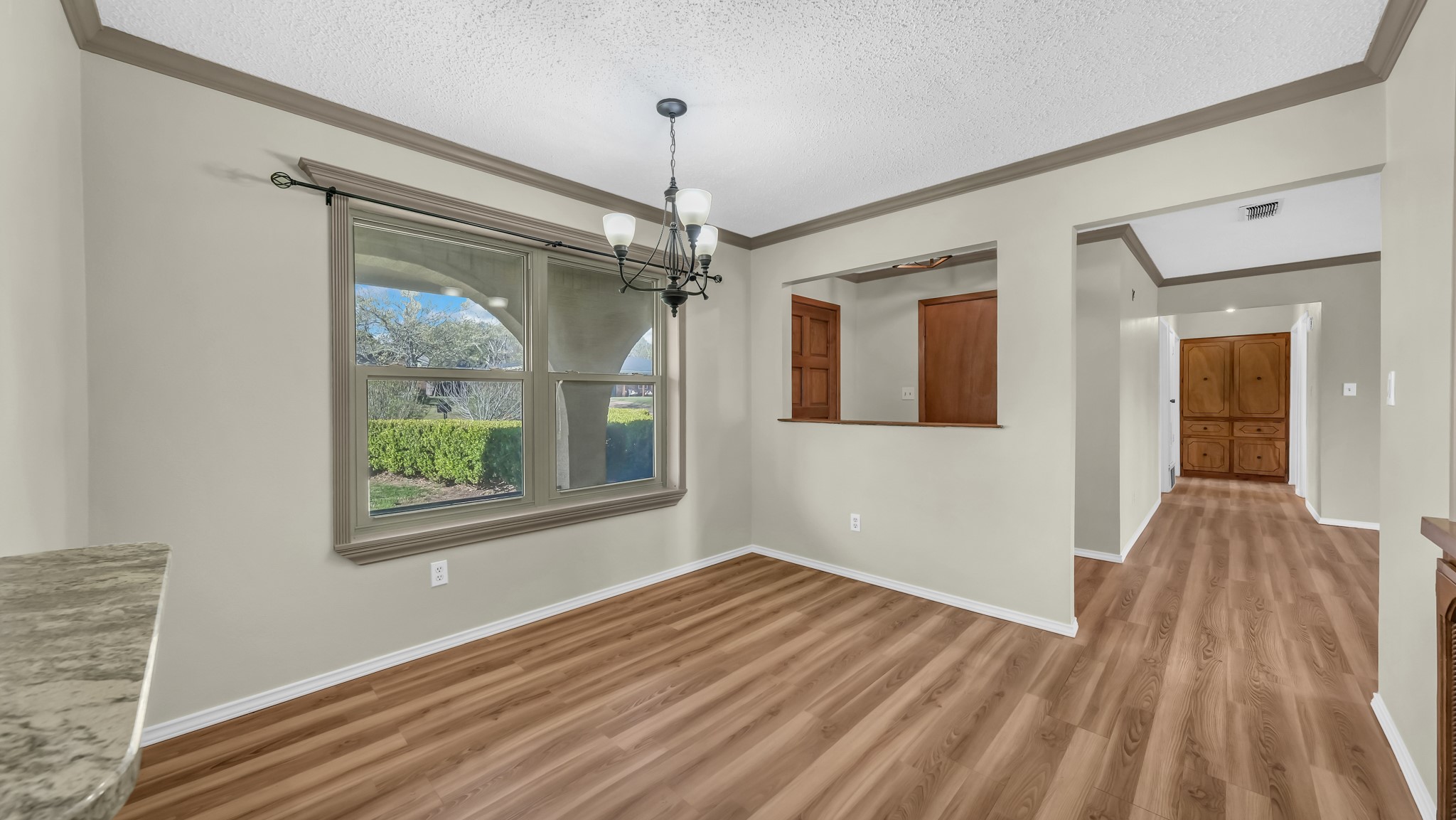 1111 Vivienne Street Weatherford TX 76086