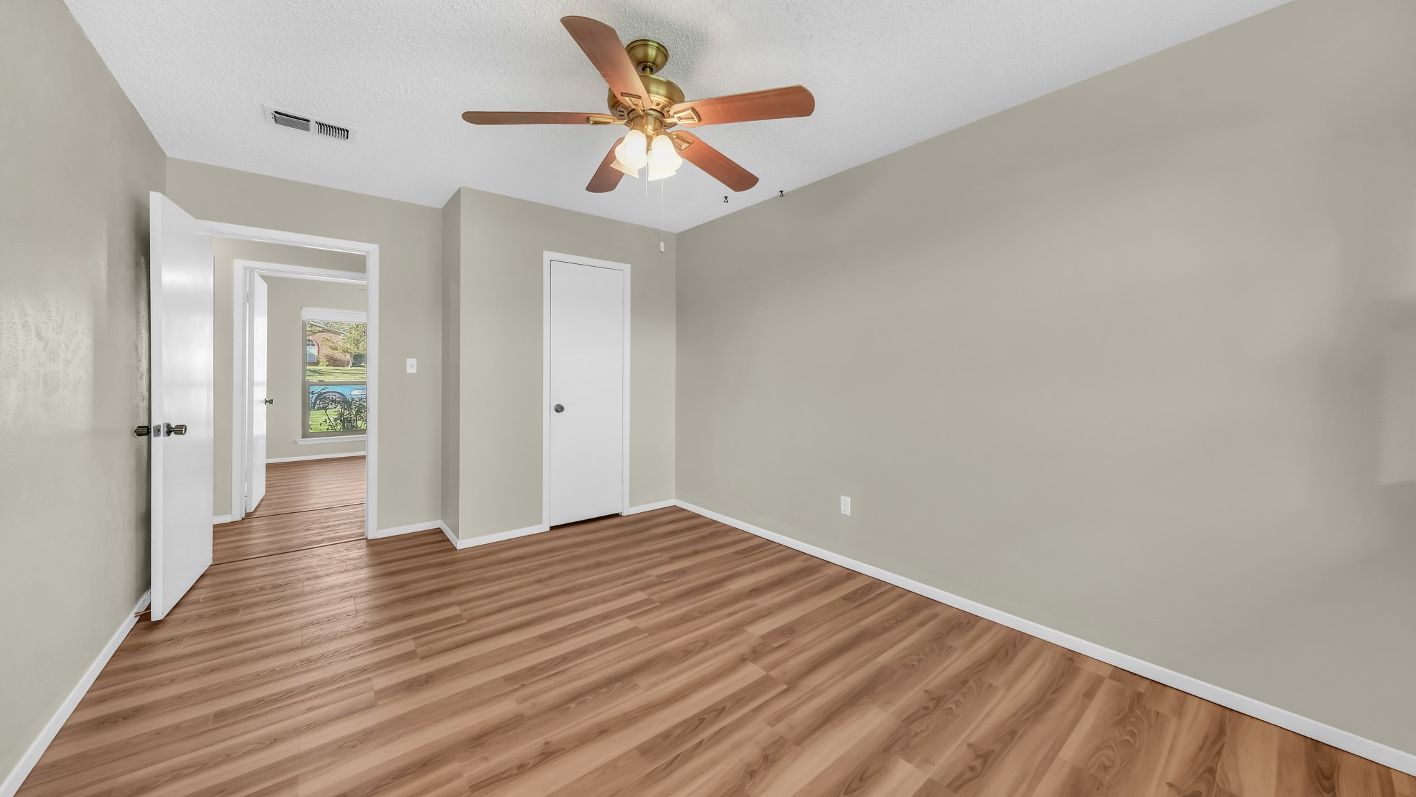 1111 Vivienne Street Weatherford TX 76086