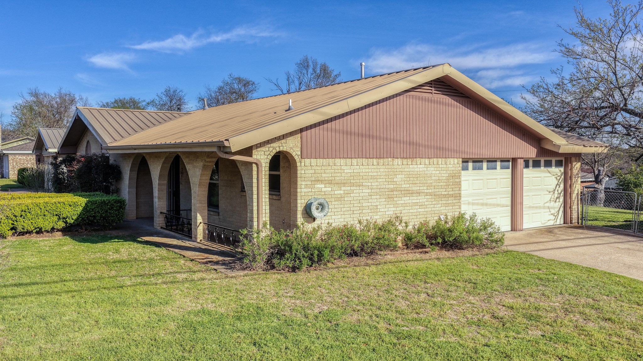 1111 Vivienne Street Weatherford TX 76086