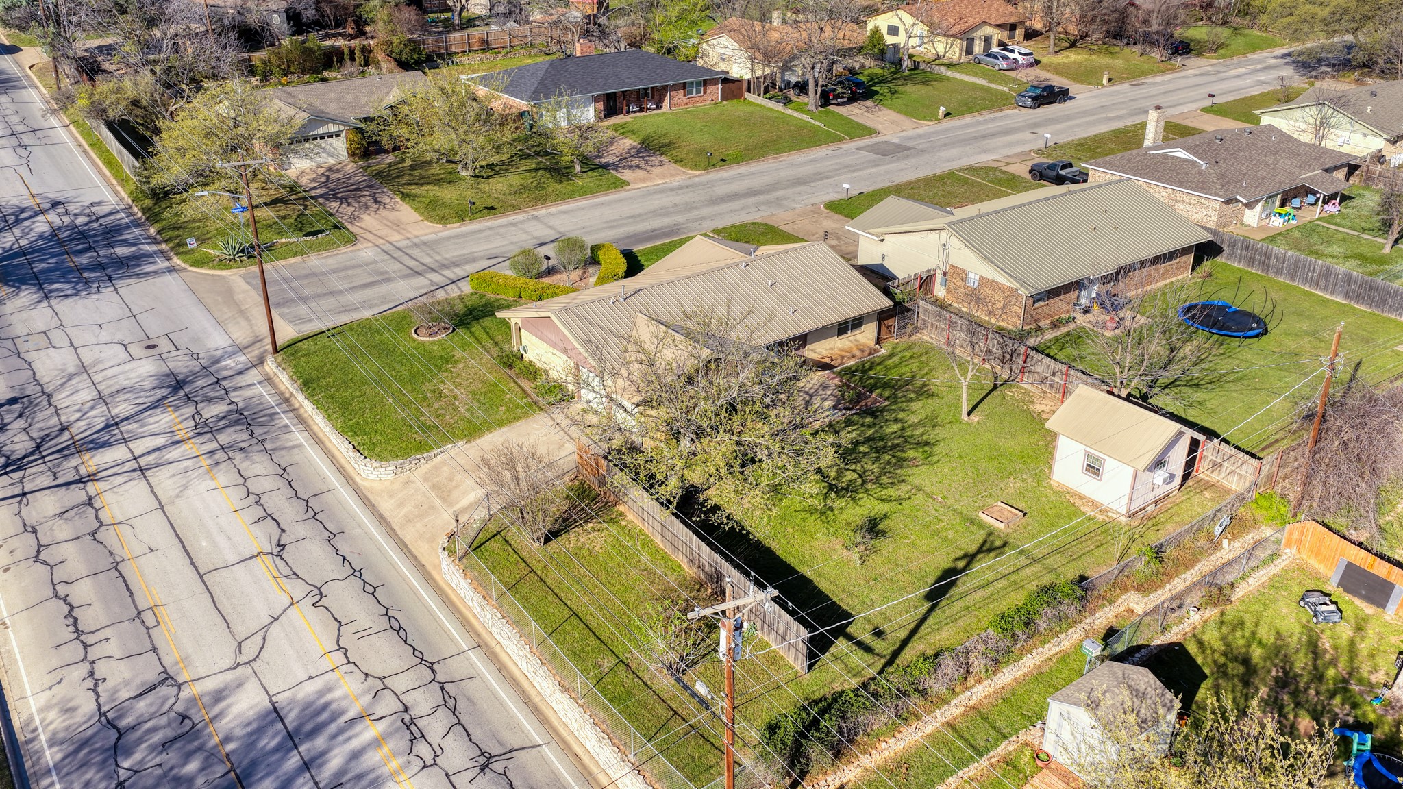 1111 Vivienne Street Weatherford TX 76086