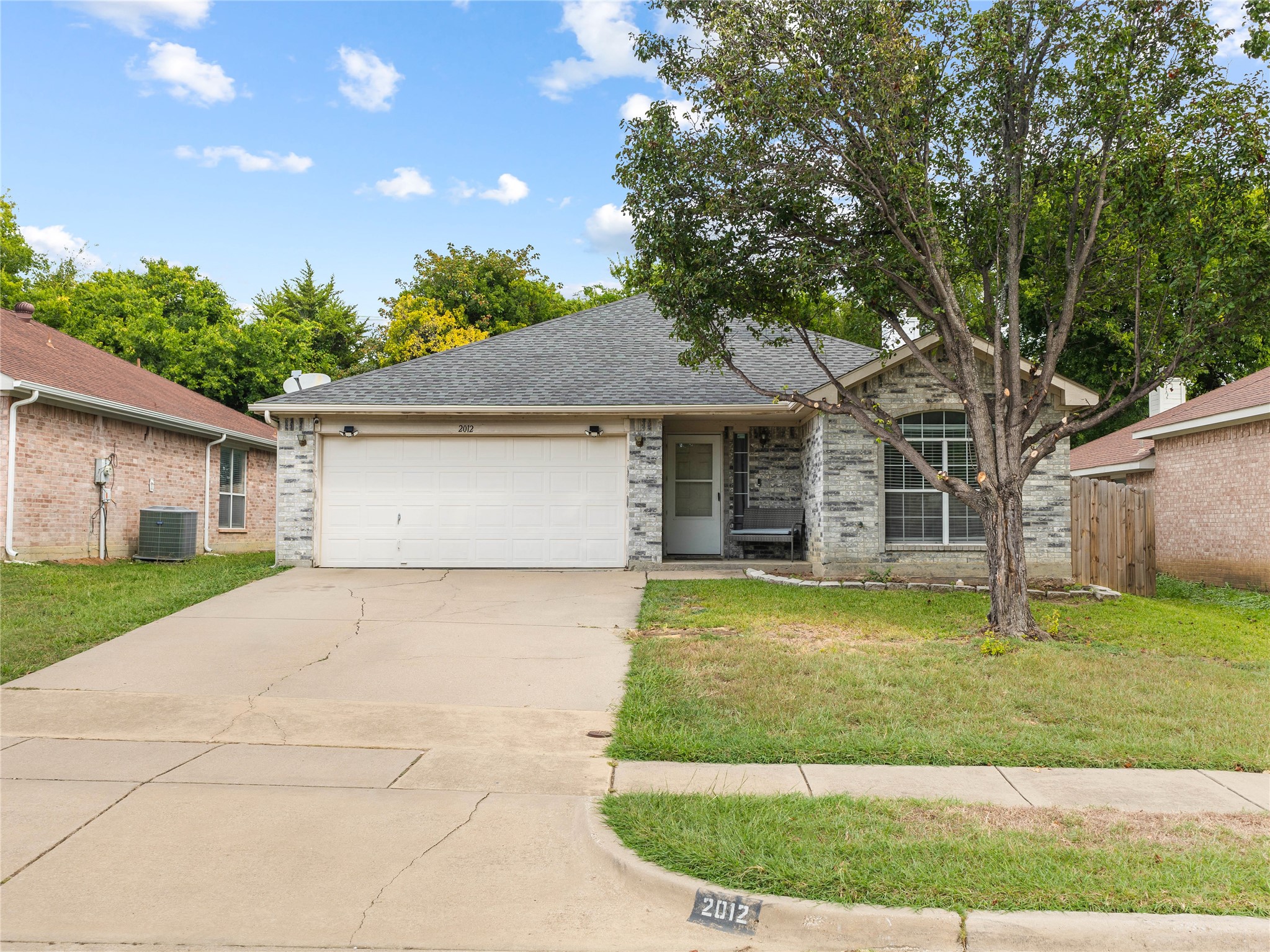 2012 Brownwood Avenue Grand Prairie TX 75052