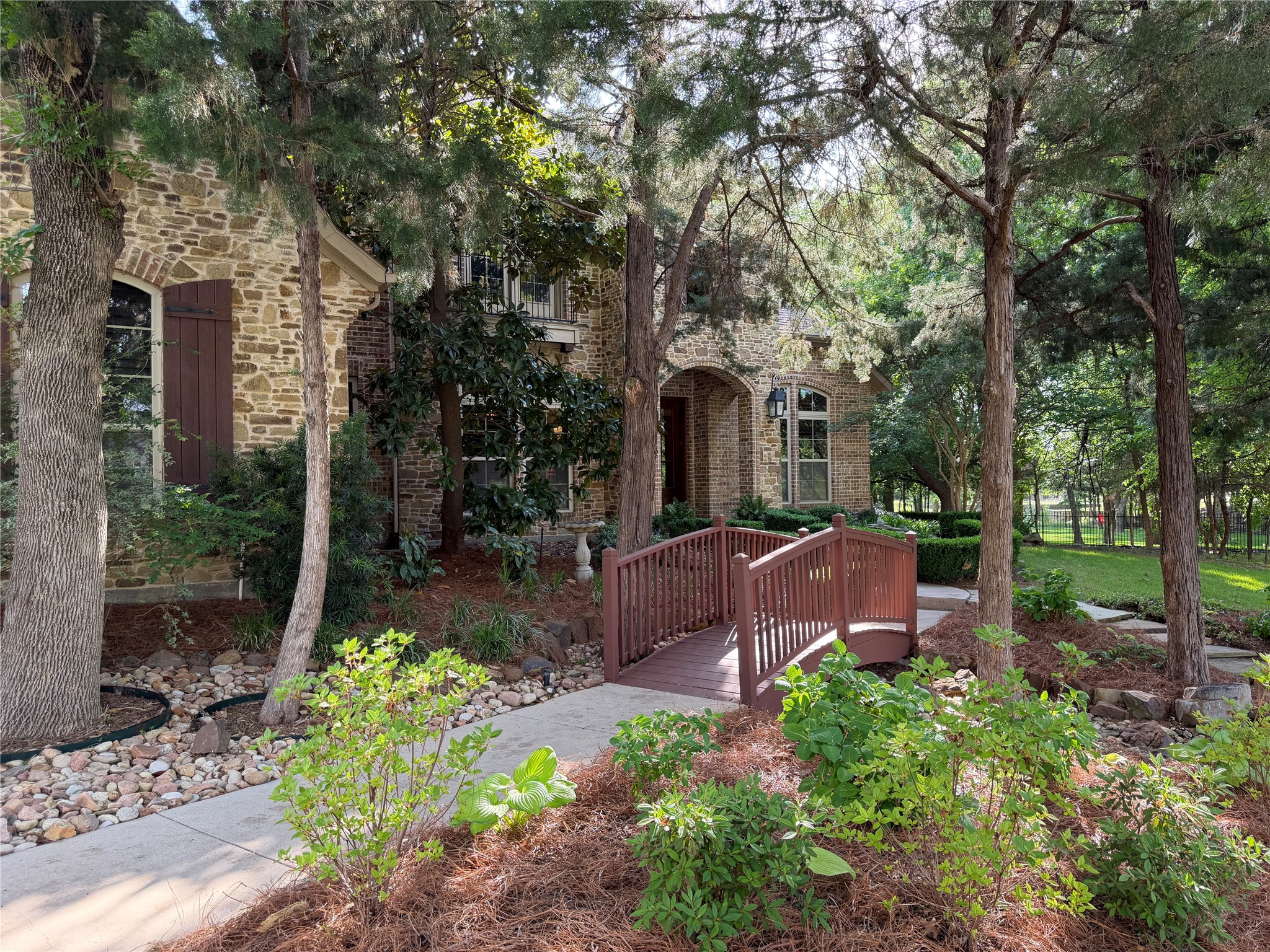 427 Wyndemere Boulevard Heath TX 75032