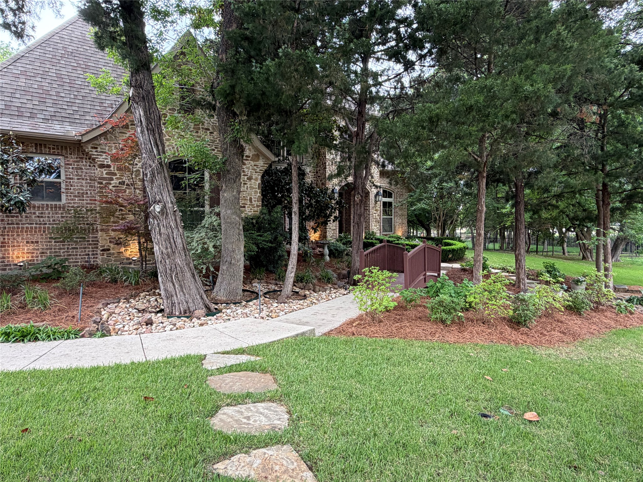427 Wyndemere Boulevard Heath TX 75032