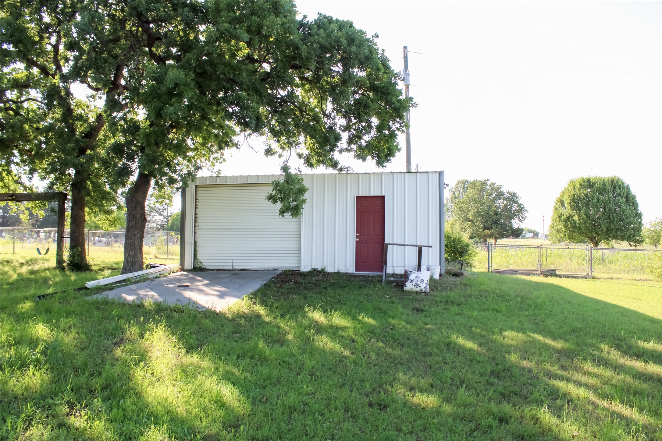 1102 Zahara Street Bowie TX 76230