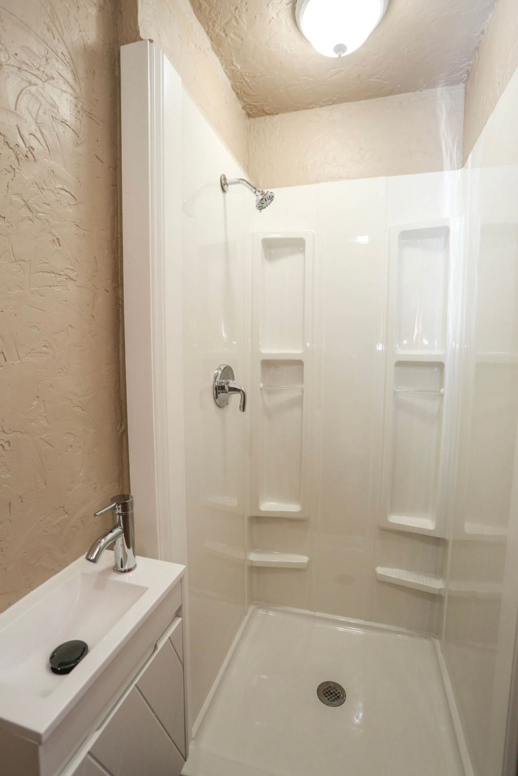 405 W Neely Avenue Comanche TX 76442