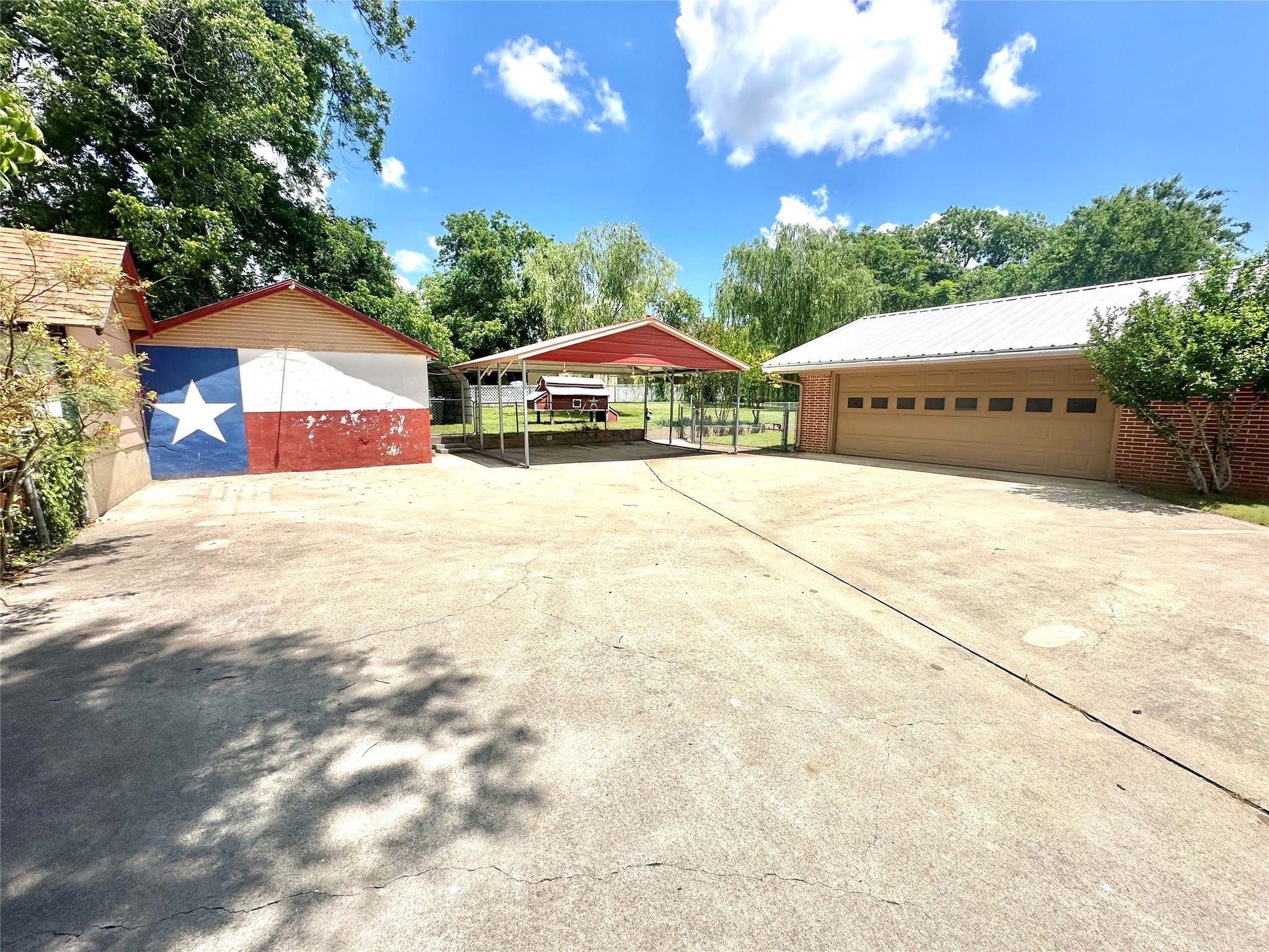 405 W Neely Avenue Comanche TX 76442