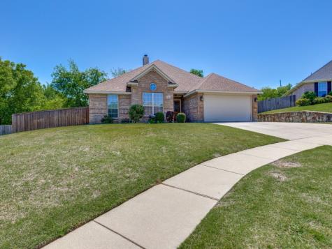 825 Ridgehill Court Burleson TX 76028