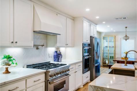 7246 Arbor Oaks Drive Dallas TX 75248