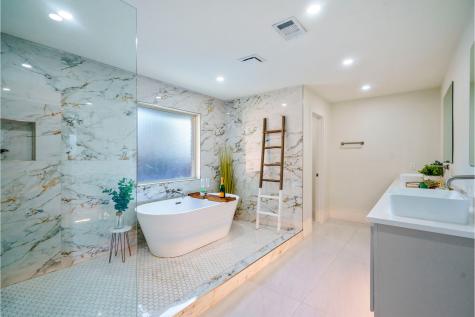 7246 Arbor Oaks Drive Dallas TX 75248