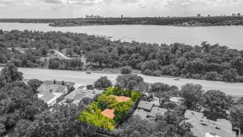 546 Edgelake Drive Dallas TX 75218