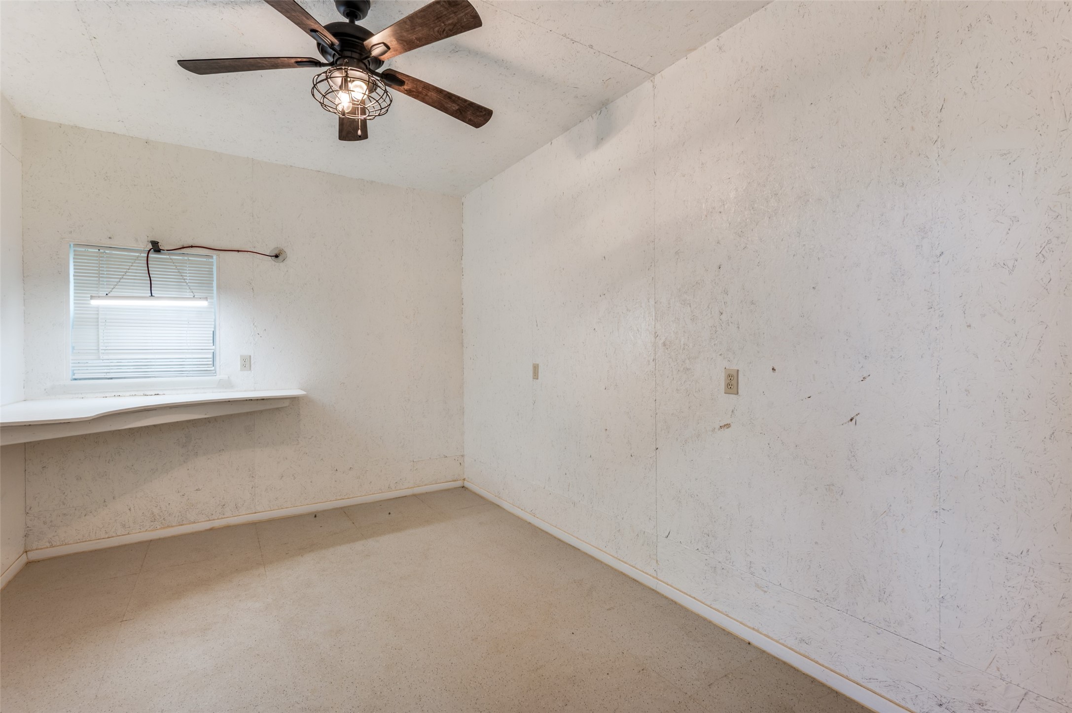 15076 S Fm 372 Valley View TX 76272
