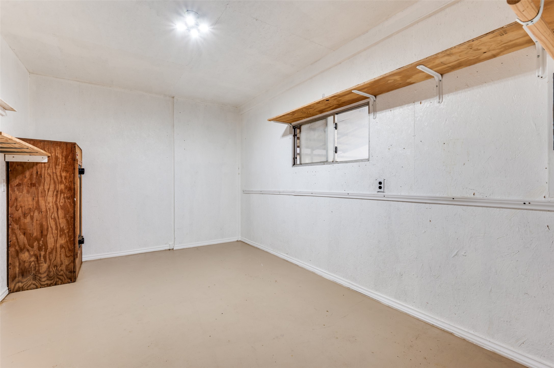 15076 S Fm 372 Valley View TX 76272