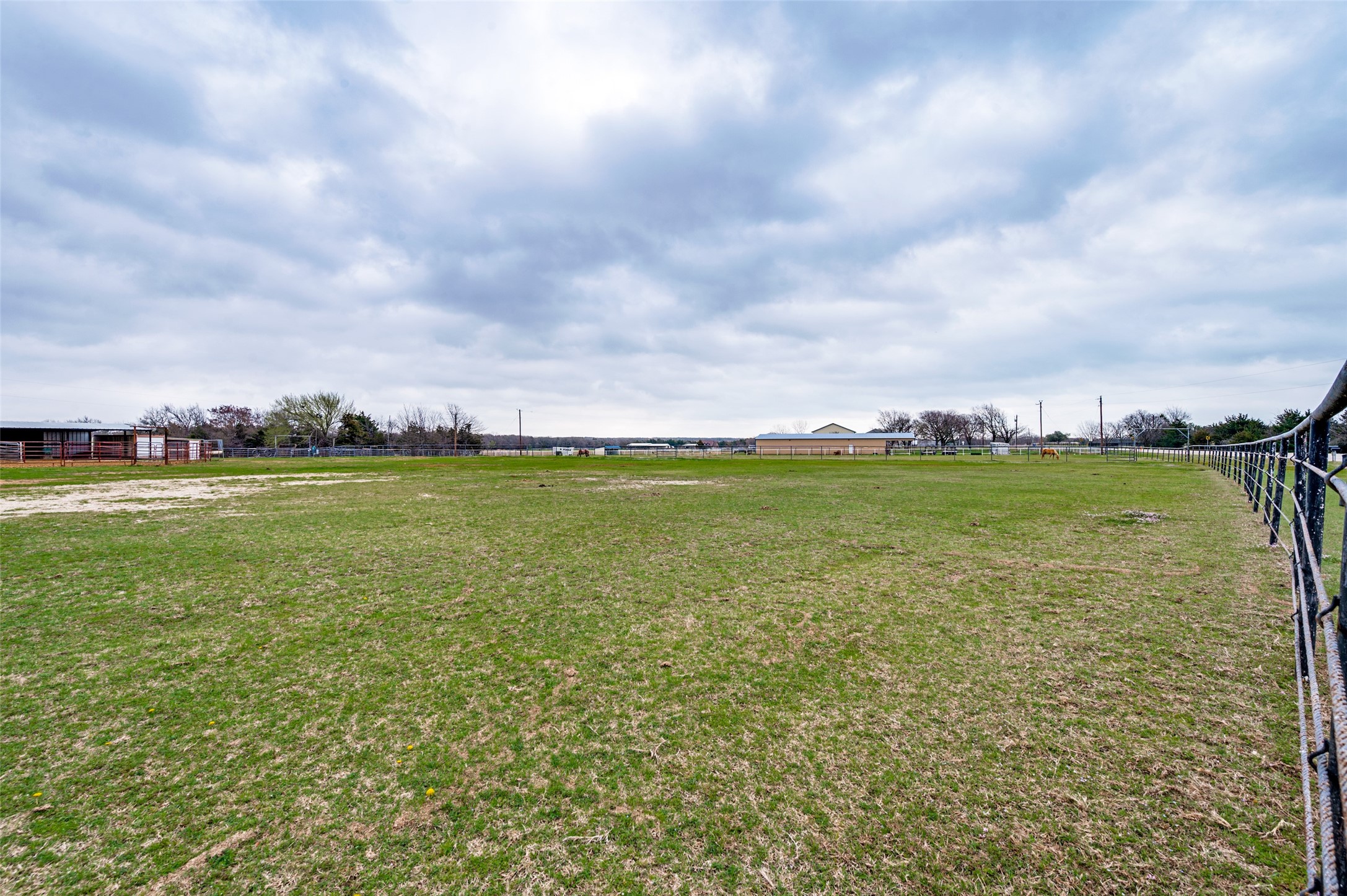 15076 S Fm 372 Valley View TX 76272