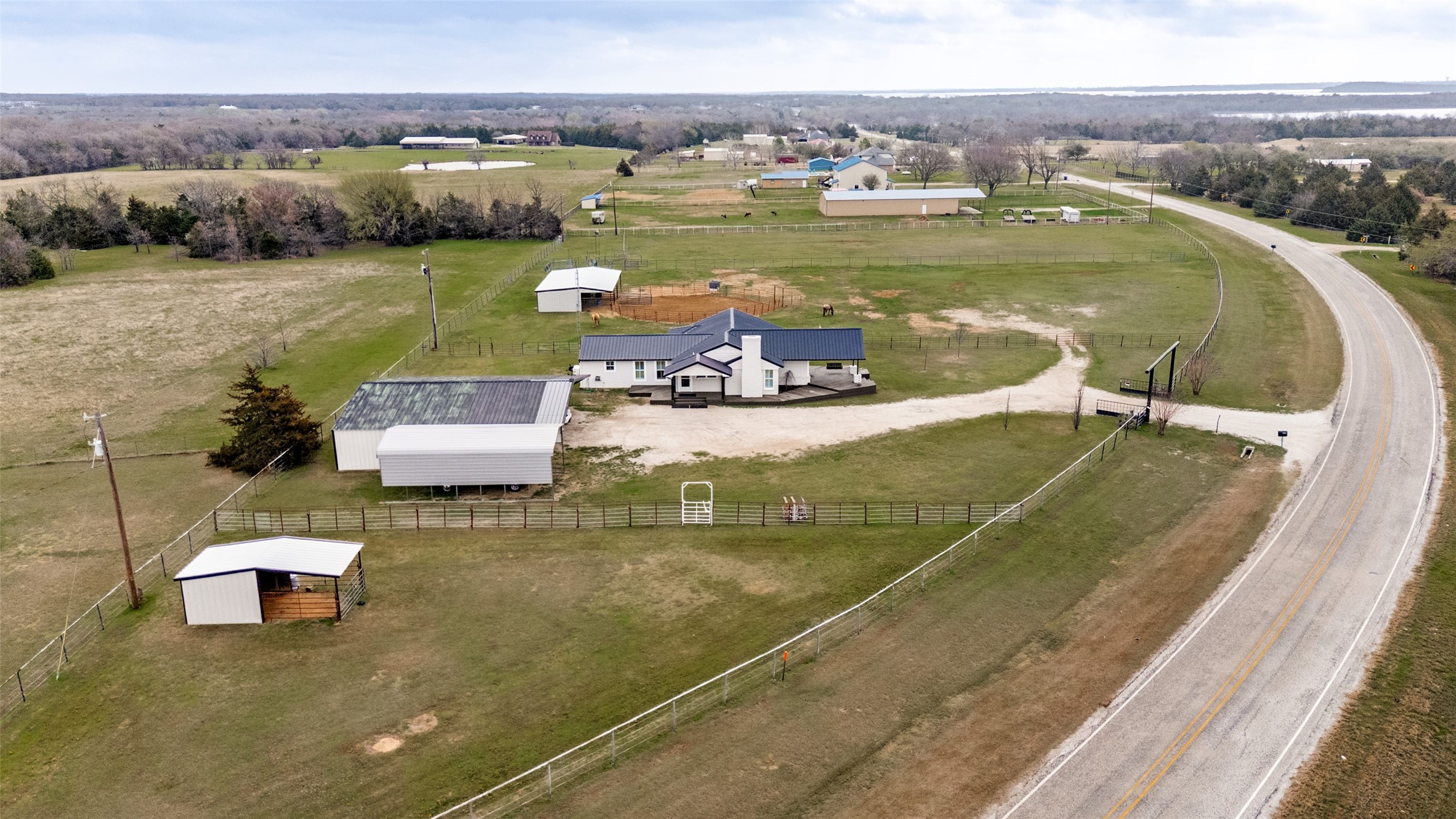 15076 S Fm 372 Valley View TX 76272