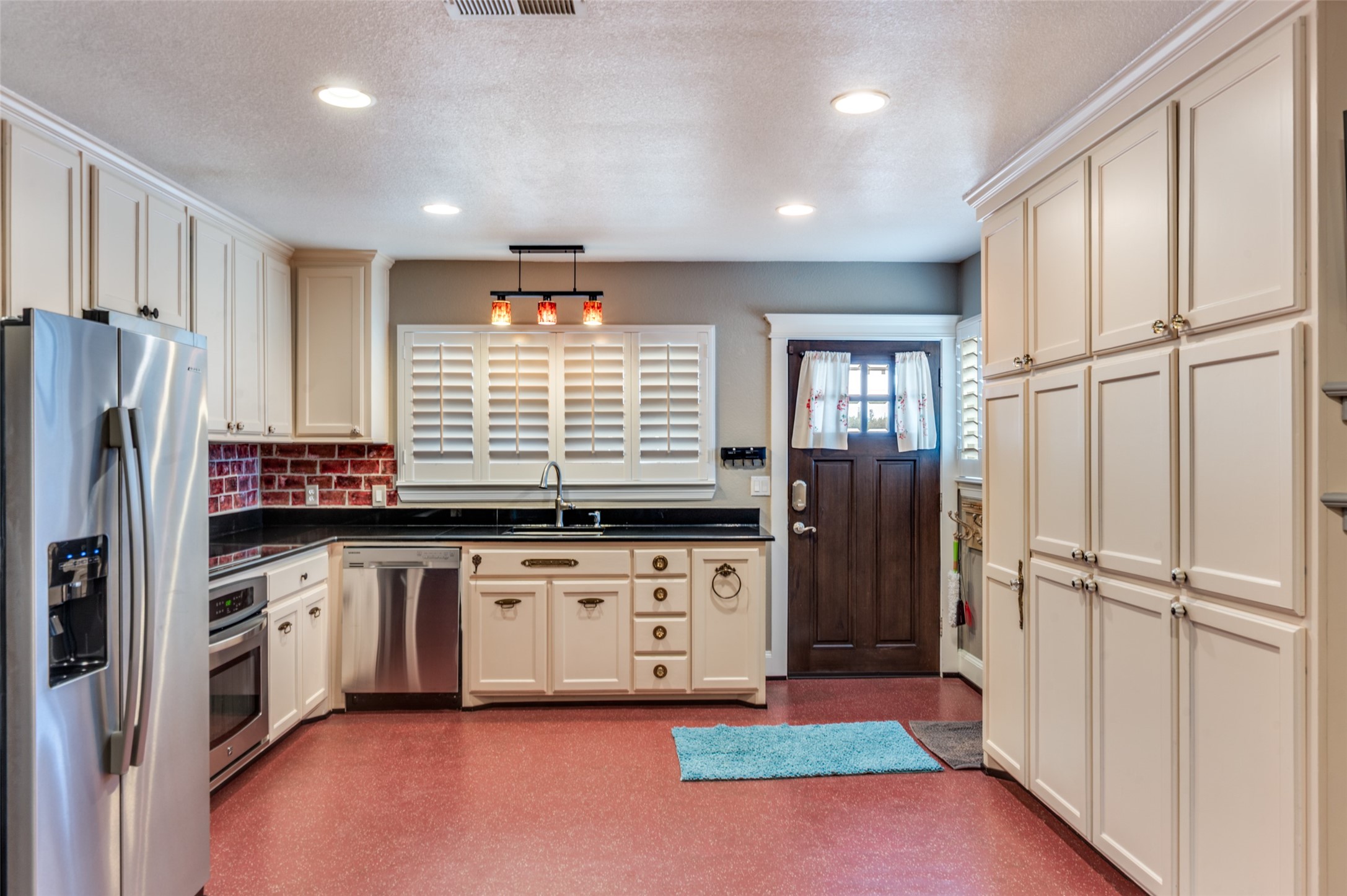 15076 S Fm 372 Valley View TX 76272