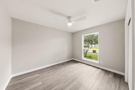 813 Creek Valley Road Mesquite TX 75181