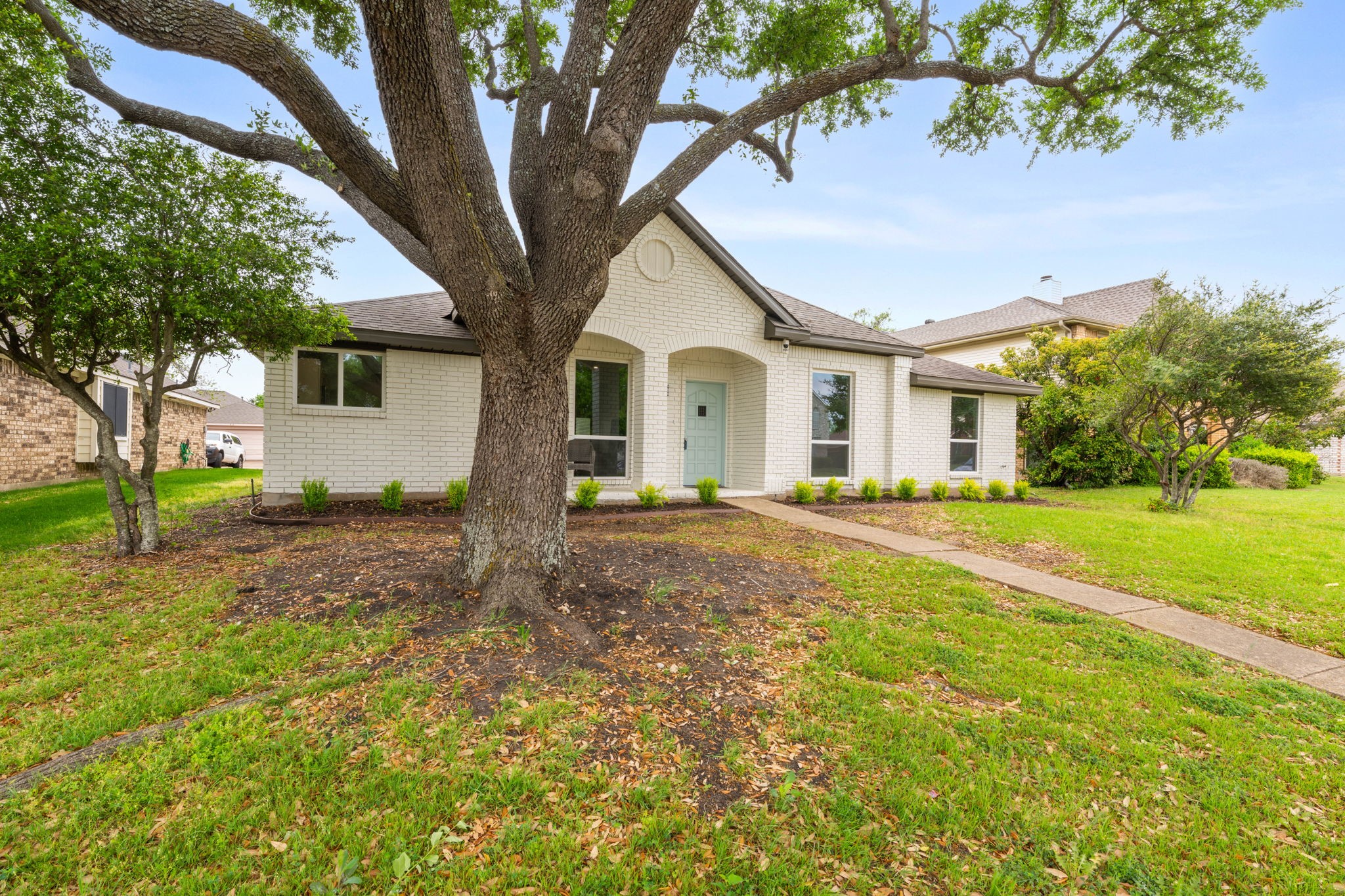 813 Creek Valley Road Mesquite TX 75181