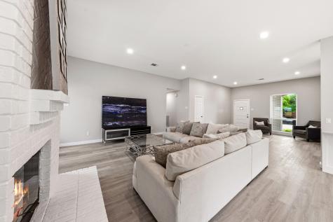 813 Creek Valley Road Mesquite TX 75181