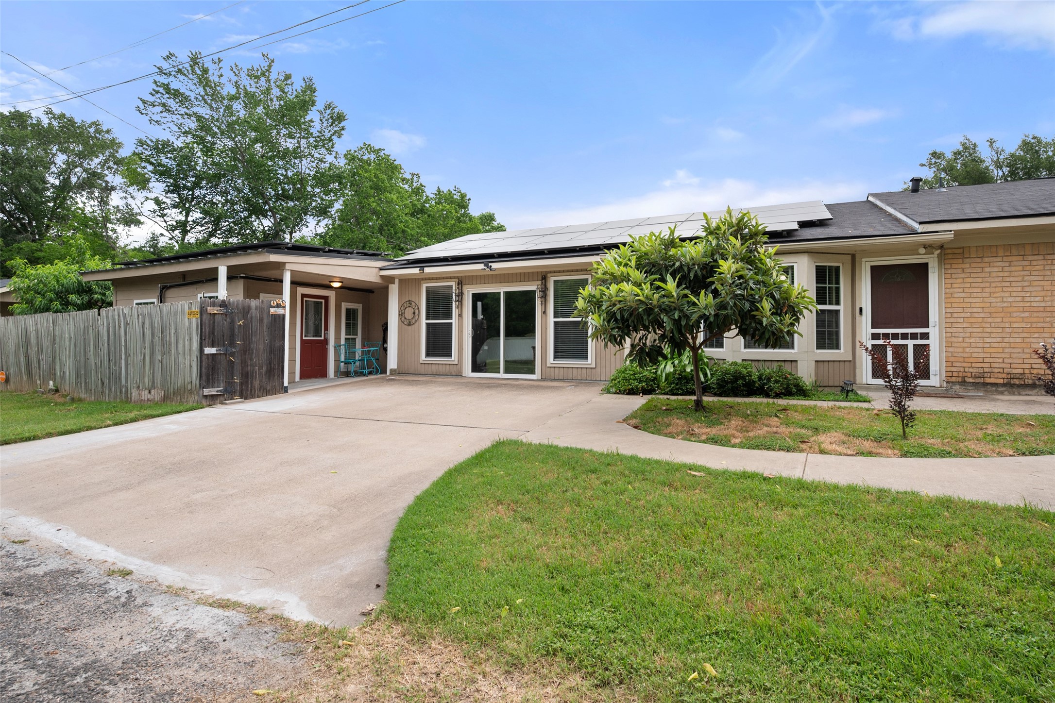 2612 W Collin Street Corsicana TX 75110