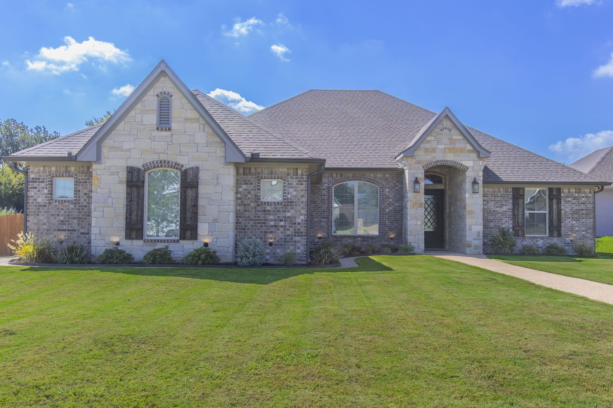 233 Fox Run Lane Robinson TX 76706