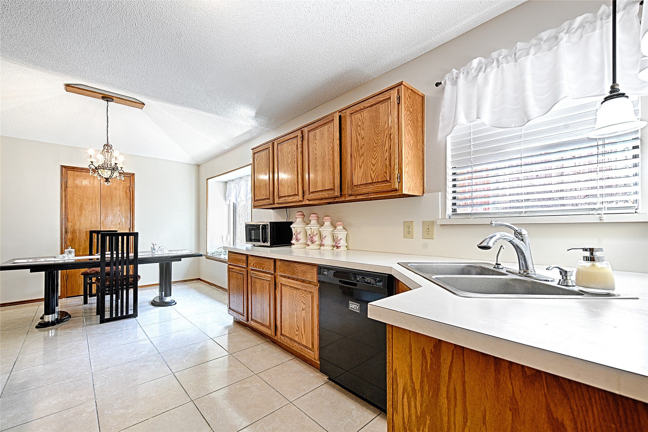 1444 Homestead Lane Carrollton TX 75007