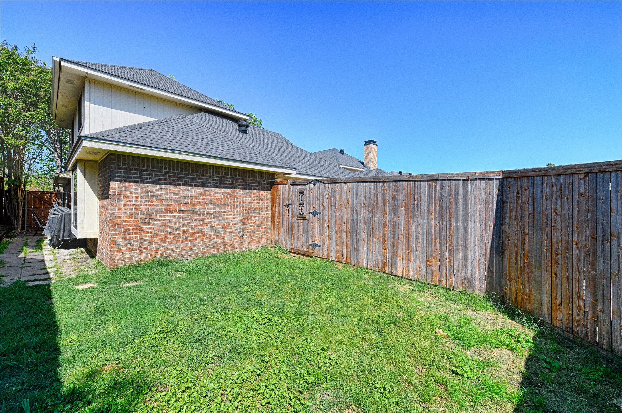 1444 Homestead Lane Carrollton TX 75007