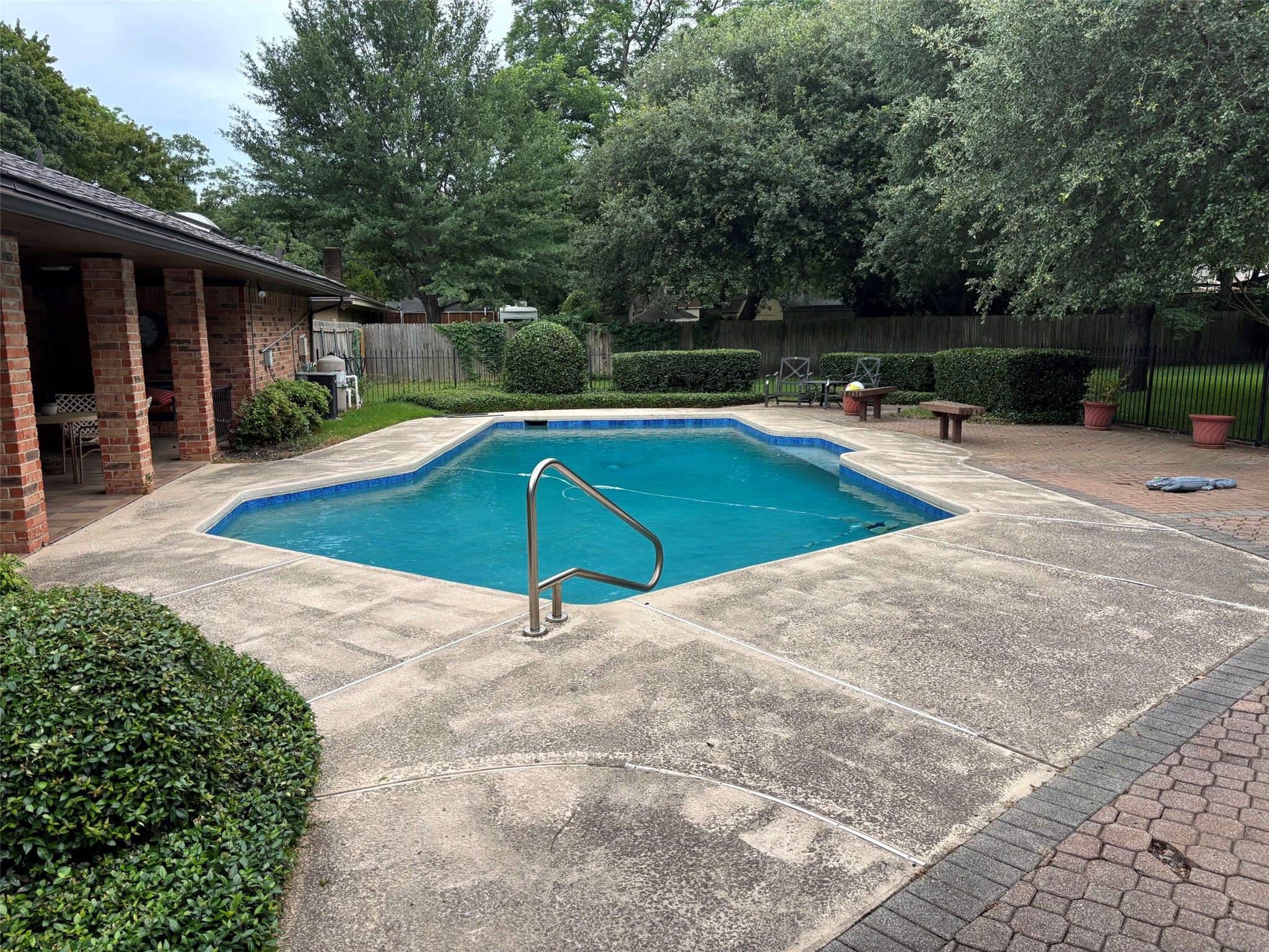 2409 Vega Street Grand Prairie TX 75050