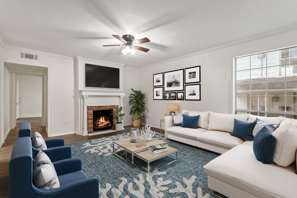 519 W Buchanan Street Mineola TX 75773