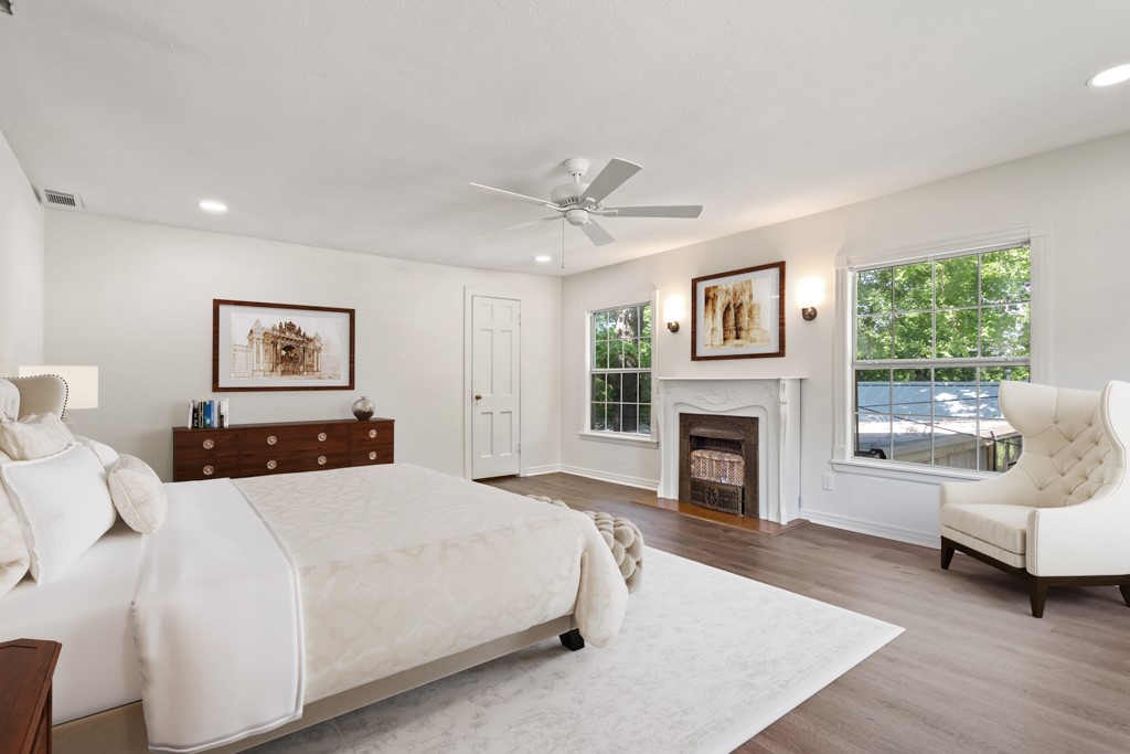 519 W Buchanan Street Mineola TX 75773
