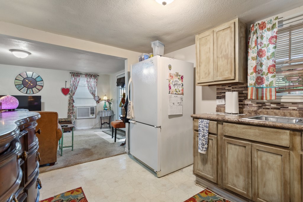 519 W Buchanan Street Mineola TX 75773