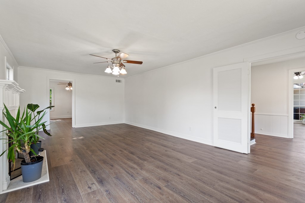 519 W Buchanan Street Mineola TX 75773