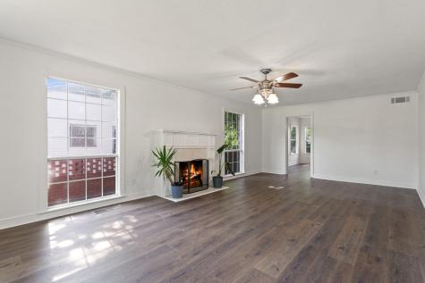 519 W Buchanan Street Mineola TX 75773