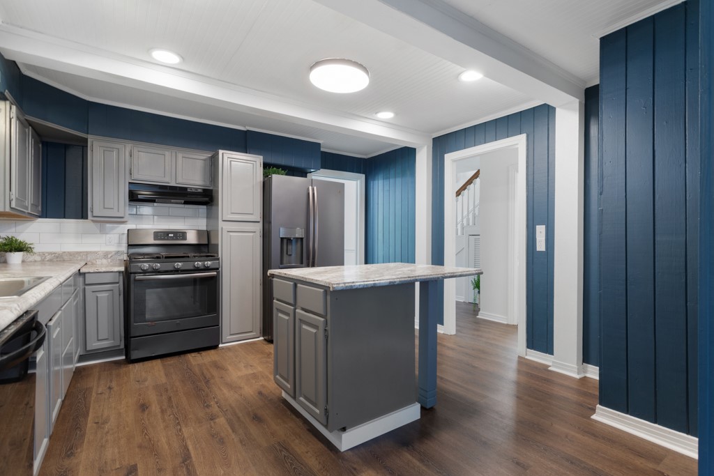 519 W Buchanan Street Mineola TX 75773