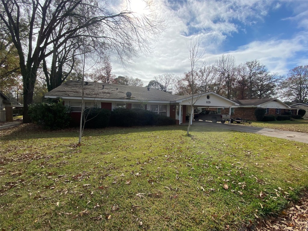1125 Oakwood Street Carthage TX 75633