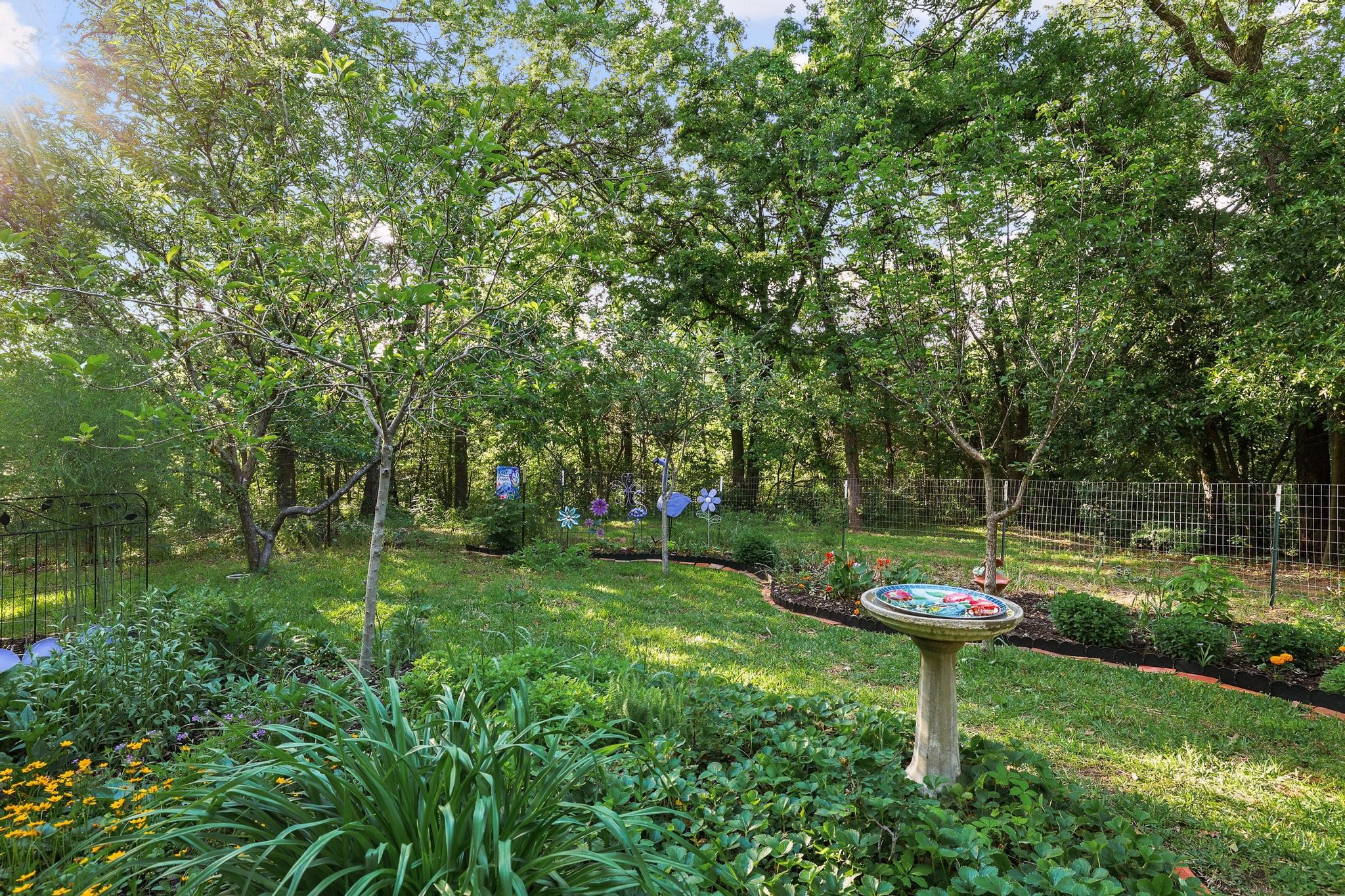 901 Old State Lane Denison TX 75020