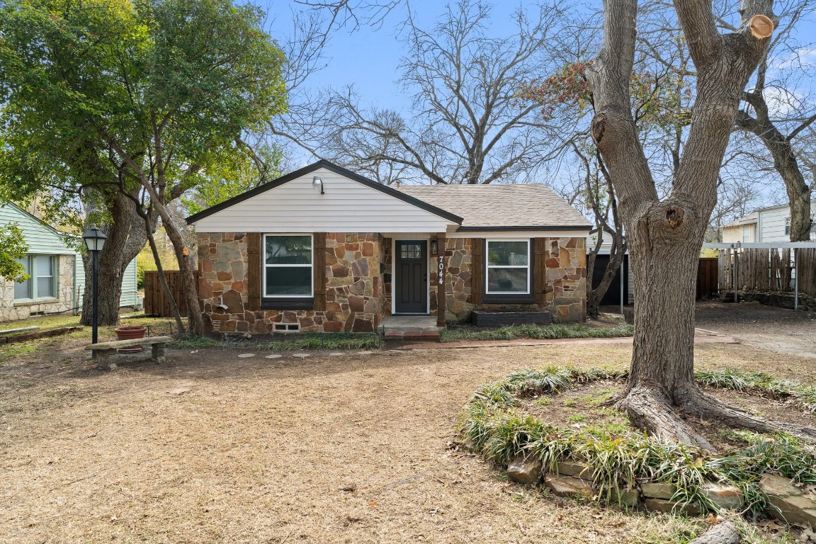 7044 Day Street Dallas TX 75227