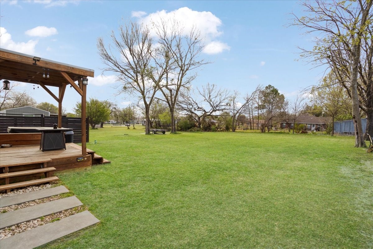 106 Red Bud Street Ravenna TX 75476