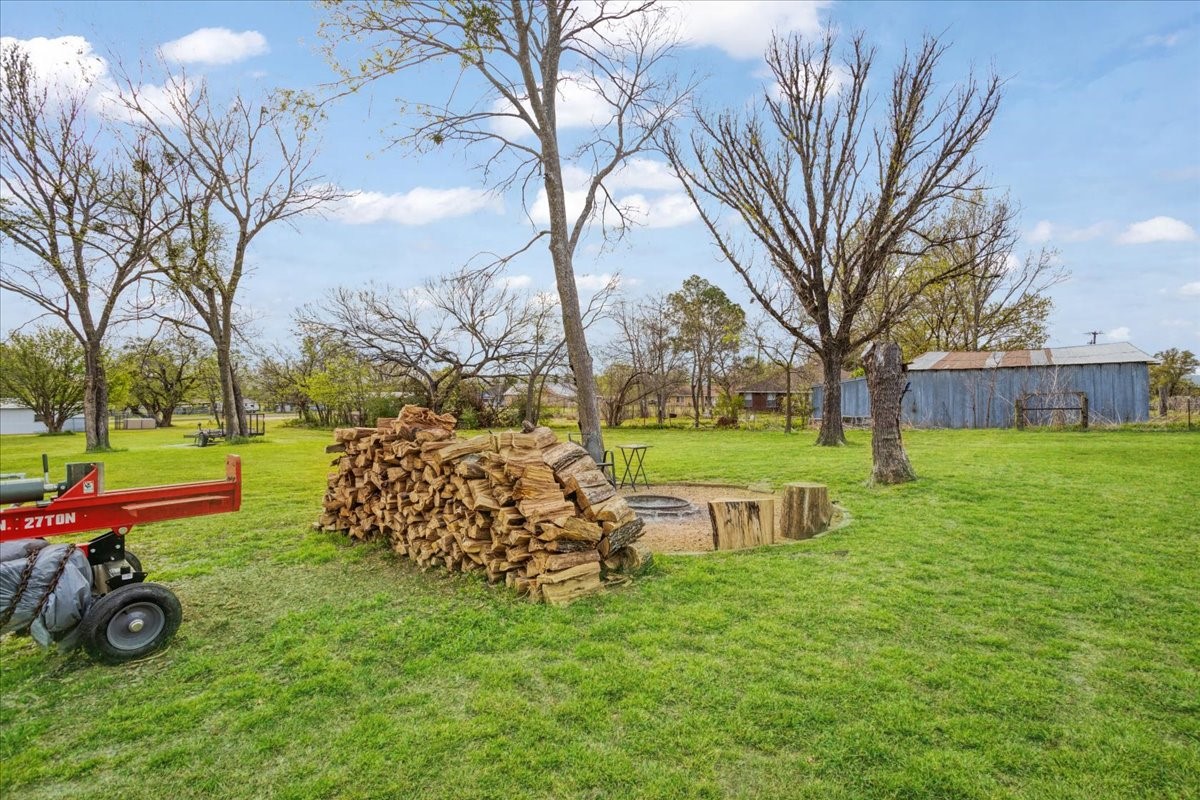 106 Red Bud Street Ravenna TX 75476