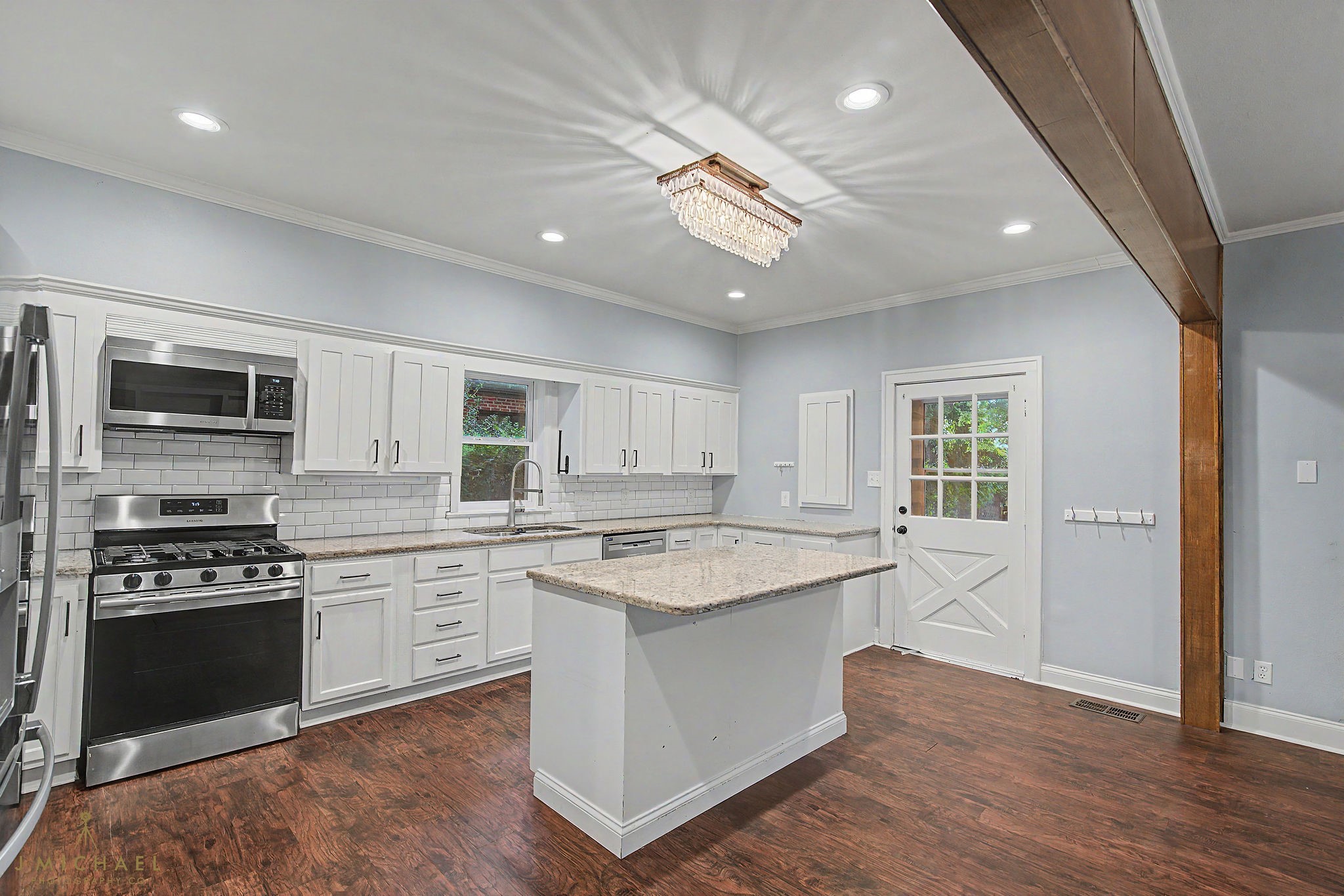 420 Forest Avenue Shreveport LA 71104